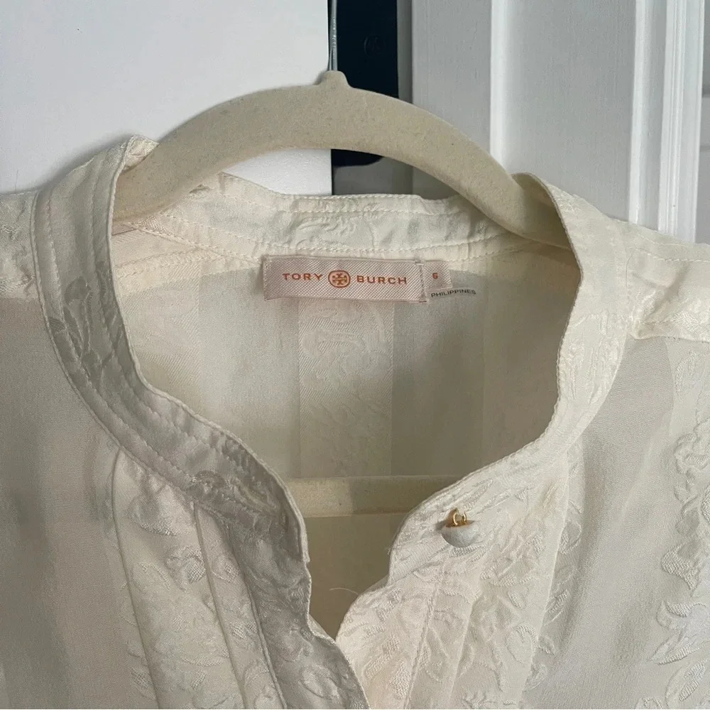 Tory Burch size small